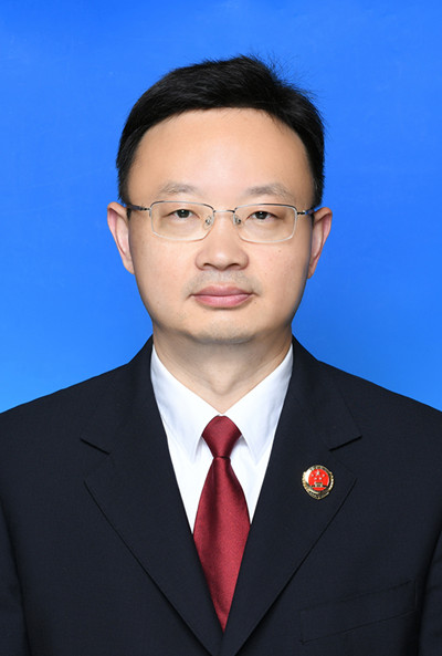 高鵬_副本.jpg